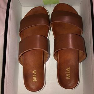 !!MIA!! Size 9 women shoes